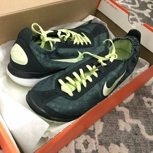 Women’s Nike Free TR Twist cross training shoes